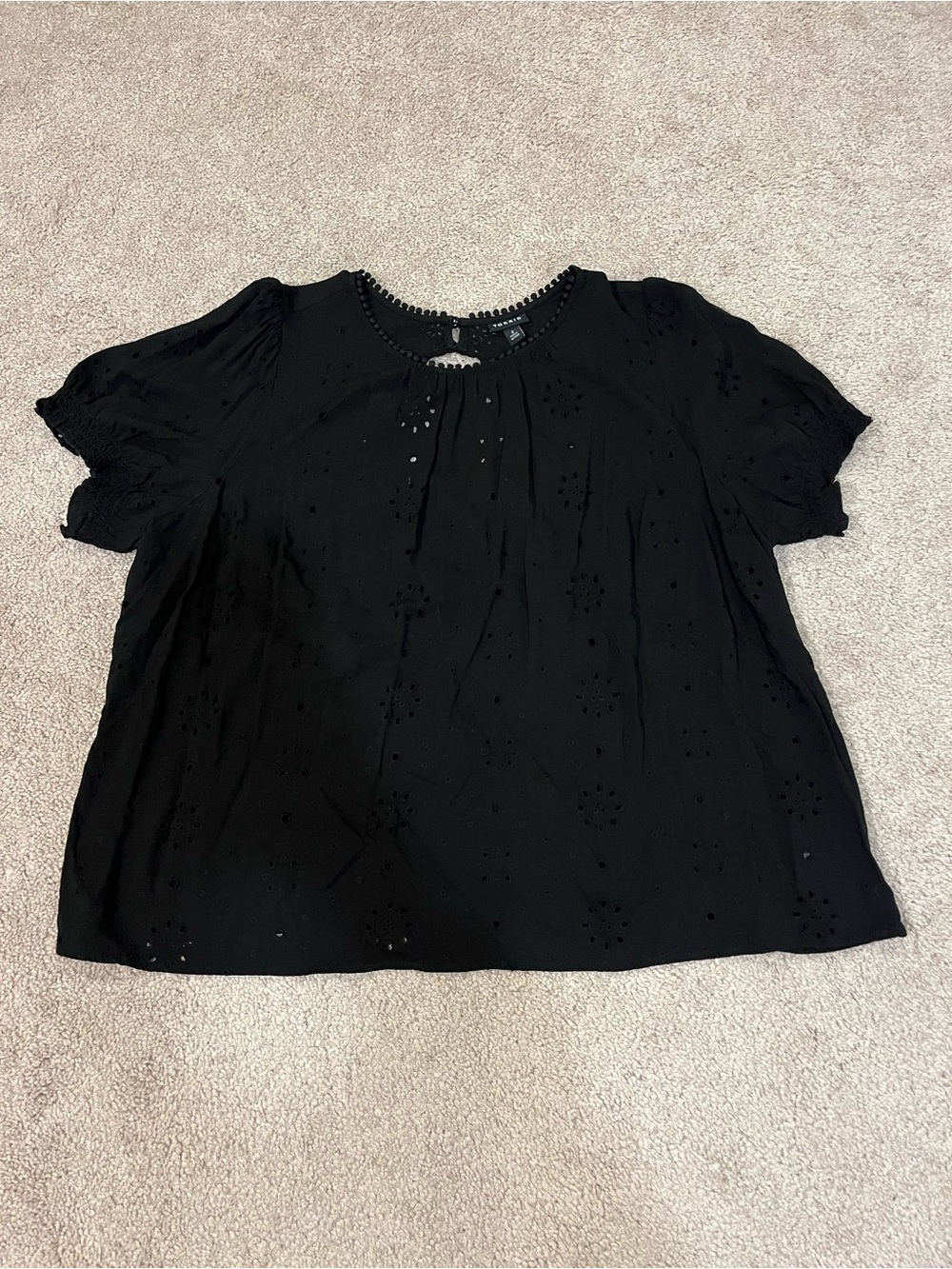 Torrid Size 2 Abbey Challis Eyelet Back Cutout Top